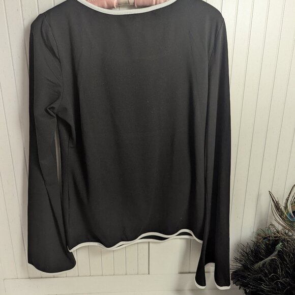 Name your price closet closing - Picture 2 of 3